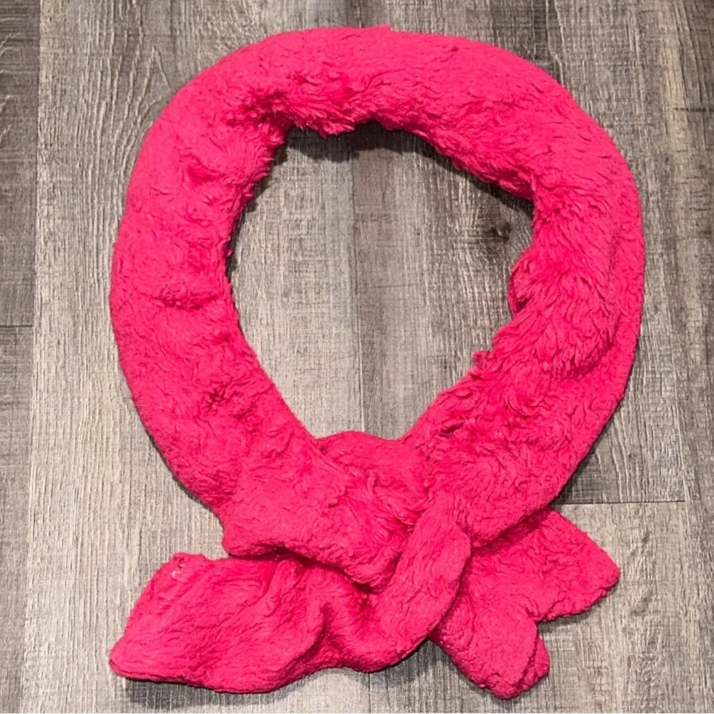 💞 Little Girls 38” Pink Plush & Sequin Scarf